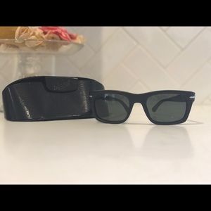 Persol Matte Black 3065S Sunglasses w/Green Lens